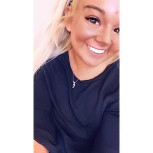 Meet your Posher, Justine